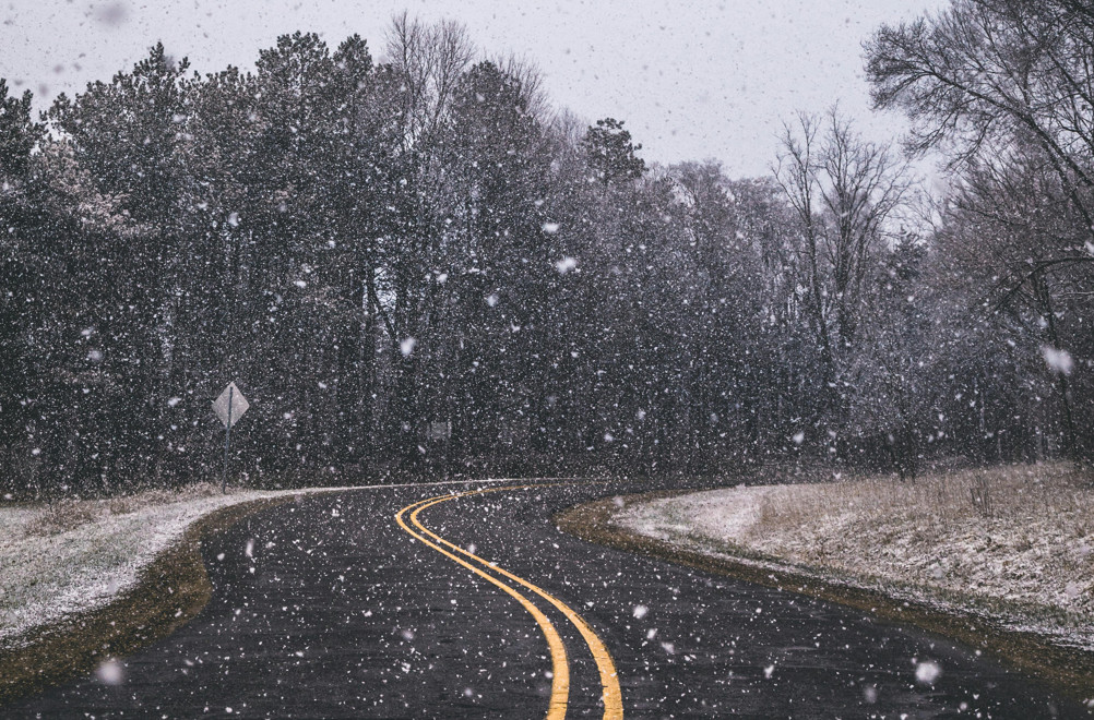Πολική εισβολή στη χώρα: Χιόνια σε πεδινά, παγετός έως -10°C και άνεμοι 8 μποφόρ