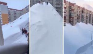 Ρωσία – Καμτσάτκα: Kάτοικοι κάνουν τσουλήθρα και πηδούν από παράθυρα 7ου ορόφου – Kαταγράφεται ρεκόρ χιονόπτωσης 146 ετών