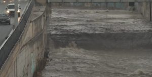 Κακοκαιρία: Η βροχή «φουσκώνει» τον Κηφισό – Εικόνες από την περιοχή του Ρέντη