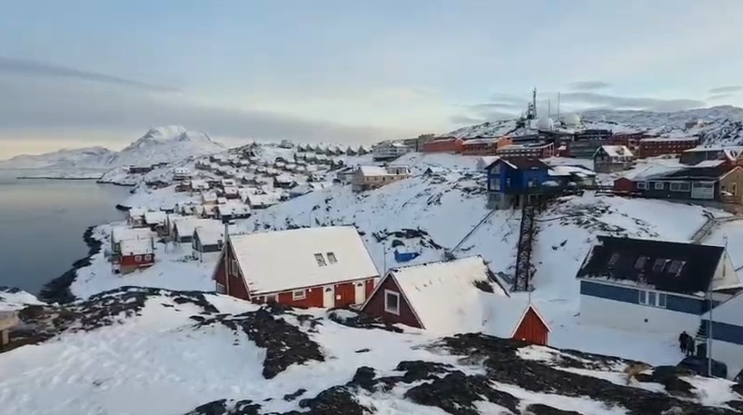 Γροιλανδία vs Ελλάδα: Υψηλοί μισθοί, ακριβή ζωή – πόσο «φτάνει» τελικά το εισόδημα στο πιο απομονωμένο άκρο του πλανήτη