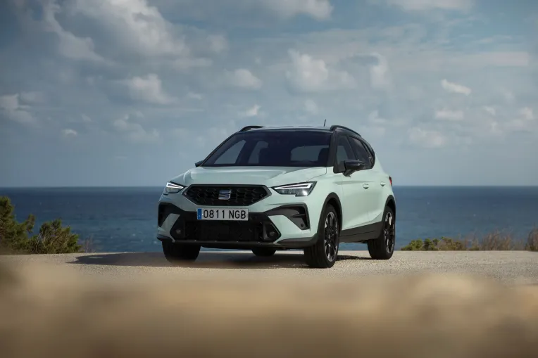 Seat Ibiza και Arona: Πόσο κοστίζουν οι ανανεωμένες εκδόσεις