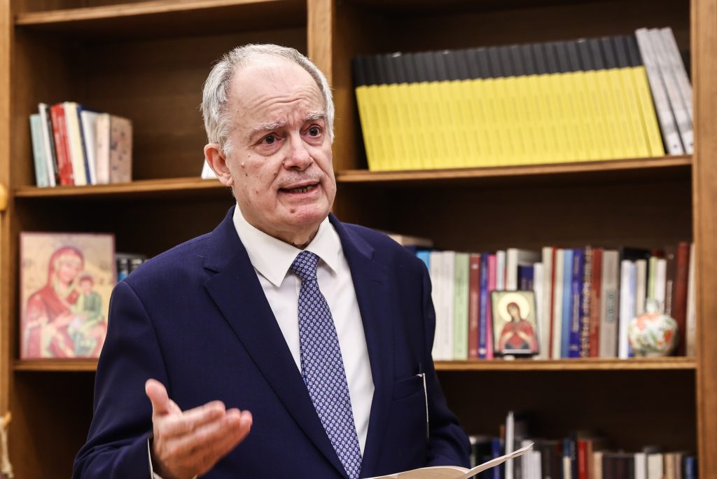 Το άτυπο Συμβούλιο Δημοκρατίας…