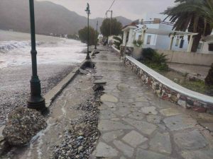 Σε κατάσταση έκτακτης ανάγκης κηρύχθηκε η Τήλος – Σοβαρές ζημιές προκάλεσε η κακοκαιρία