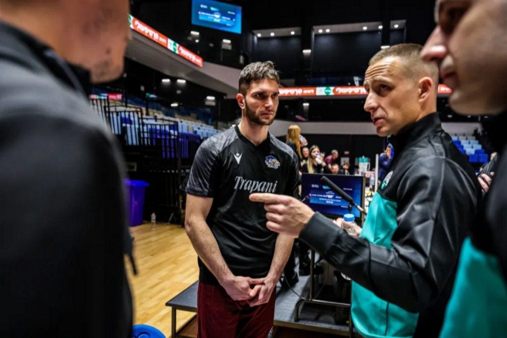 Basketball Champions League: Αποκλείστηκε η Τράπανι – Δεν θα γίνει δεύτερος αγώνας με τη Χάποελ Χολόν