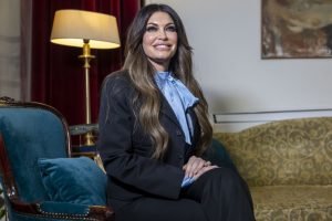 Κίμπερλι Γκίλφοϊλ για Θεοφάνια: Ο Αγιασμός των Υδάτων θυμίζει τη δύναμη της παράδοσης που μας ενώνει