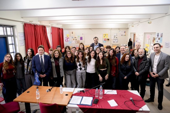 Επίσκεψη Σ. Ζαχαράκη  και Π. Μαρινάκη στο 2ο ΓΕΛ Γέρακα για το πιλοτικό πρόγραμμα «Καλλιεργώντας Κριτικούς Αναγνώστες»