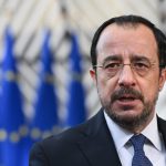 Χριστοδουλίδης στο Bloomberg: Πρέπει να συζητηθεί το ζήτημα των βρετανικών βάσεων στην Κύπρο