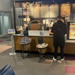 «Χρυσό» το νερό σε υποκατάστημα γνωστής αλυσίδας στο Ελ. Βενιζέλος