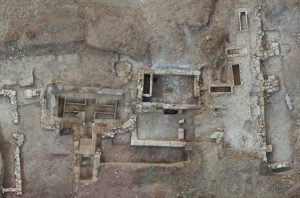 Τυχαία ανακάλυψη στην Αρχαία Τενέα Κορινθίας έφερε στο φως ανεκτίμητο θησαυρό – «Τα μνημεία που έχουμε εντοπίσει είναι πάρα πολύ πλούσια»