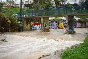Η Ελλάδα στο έλεος της κακοκαιρίας: Φούσκωσαν Ιλισός και Κηφισός – Εκκενώθηκαν σπίτια στον Άγιο Δημήτριο