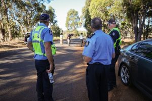 Συναγερμός στην Αυστραλία: Τρεις νεκροί και ένας τραυματίας από πυροβολισμούς – Ανθρωποκυνηγητό σε εξέλιξη