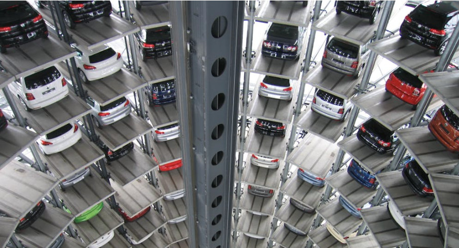 Τέλος εποχής για εκατομμύρια ΙΧ: Ξεκινά η υποχρεωτική απόσυρση – Τι προβλέπεται για φέτος