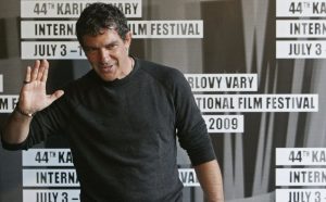 Αντόνιο Μπαντέρας: Πώς ένα έμφραγμα το 2017 τον οδήγησε σε μια ζωή μεσογειακής διατροφής, άσκησης και ψυχικής ισορροπίας