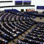 Το Ευρωπαϊκό Κοινοβούλιο «παγώνει» την επικύρωση της εμπορικής συμφωνίας ΕΕ – ΗΠΑ