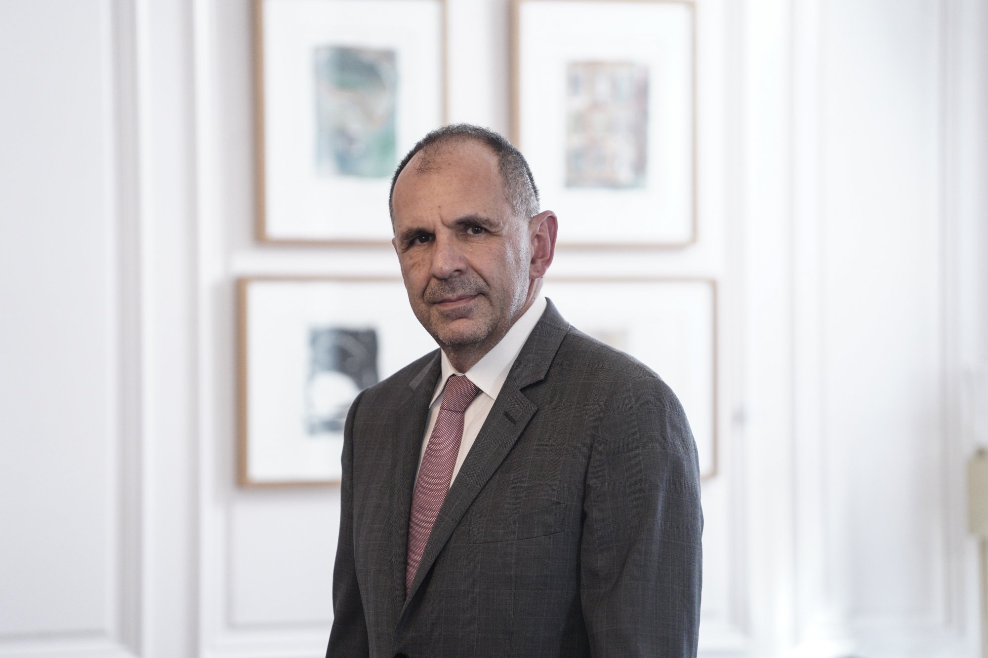 &Gamma;&epsilon;&rho;&alpha;&pi;&epsilon;&tau;&rho;ί&tau;&eta;&sigmaf; &gamma;&iota;&alpha; &Iota;&rho;ά&nu;: &laquo;&Eta; &theta;&alpha;&nu;&alpha;&tau;&iota;&kappa;ή &pi;&omicron;&iota;&nu;ή &sigma;&epsilon; &beta;ά&rho;&omicron;&sigmaf; &nu;έ&omega;&nu; &alpha;&nu;&theta;&rho;ώ&pi;&omega;&nu; &alpha;&pi;&omicron;&tau;&epsilon;&lambda;&epsilon;ί ό&nu;&epsilon;&iota;&delta;&omicron;&sigmaf;&raquo;