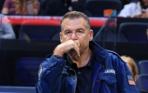 Στο νοσοκομείο αντί στο στούντιο της εκπομπής του ο Γιώργος Λιάγκας – Τι συνέβη στον παρουσιαστή