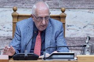 Καισαριανή – Κακλαμάνης για φωτογραφίες: «Αν δεν υπάρχουν κωλύματα, η Βουλή θα προσπαθήσει να τις πάρει»