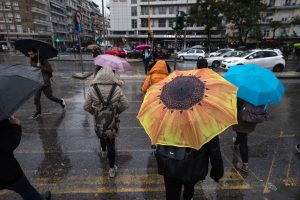 Kακοκαιρία ακραίας επικινδυνότητας: Σε επιφυλακή Πυροσβεστική, ΕΜΑΚ, Ένοπλες Δυνάμεις – Πώς θα κινηθούν τα φαινόμενα (χάρτες)