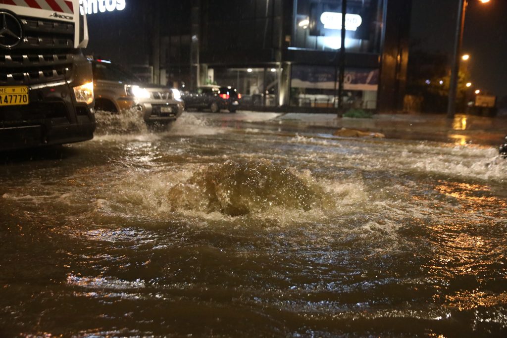 Βρέχει; Κλείστε τα όλα