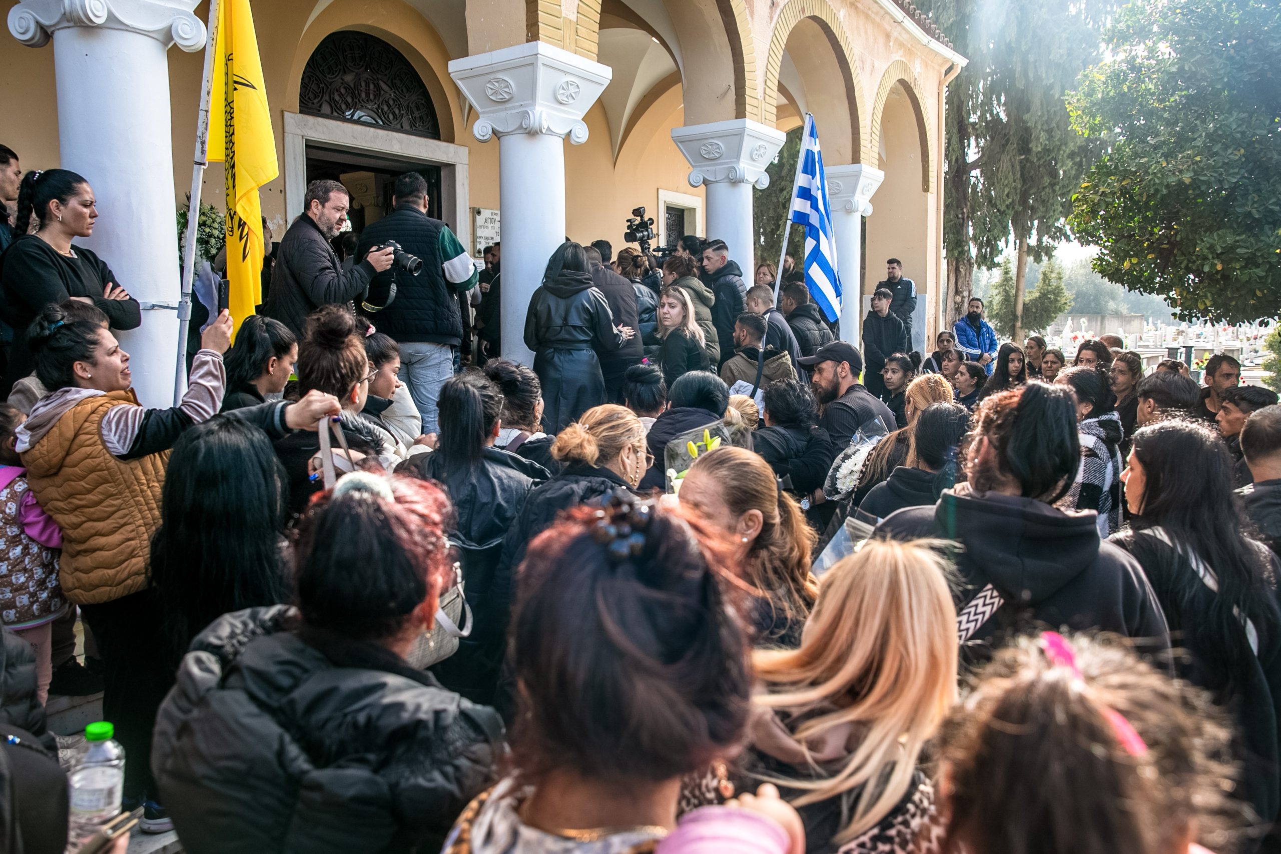 &Sigma;&epsilon; &kappa;&lambda;ί&mu;&alpha; &omicron;&delta;ύ&nu;&eta;&sigmaf; &eta; &kappa;&eta;&delta;&epsilon;ί&alpha; &tau;&omicron;&upsilon; 30&chi;&rho;&omicron;&nu;&omicron;&upsilon; &pi;&omicron;&upsilon; &xi;&upsilon;&lambda;&omicron;&kappa;&omicron;&pi;ή&theta;&eta;&kappa;&epsilon; &mu;έ&chi;&rho;&iota; &theta;&alpha;&nu;ά&tau;&omicron;&upsilon; έ&xi;&omega; &alpha;&pi;ό &mu;&pi;&alpha;&rho; &sigma;&tau;&eta;&nu; &Pi;ά&tau;&rho;&alpha; (video)