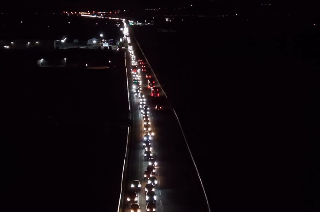 «Οδύσσεια» η επιστροφή των εκδρομέων της Πρωτοχρονιάς – Ουρά 12 χλμ. πριν τη Θήβα (video)