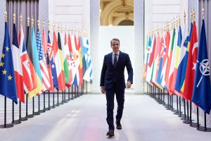 Διπλό «παράθυρο ευκαιρίας» για συνάντηση Μητσοτάκη – Τραμπ