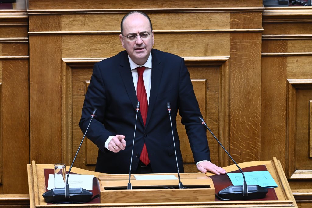 Ένταση στον τηλεοπτικό αέρα: Αποχώρησε έξαλλος ο Λαζαρίδης μετά τις δηλώσεις Τζάκρη περί «αλητείας της ΝΔ»