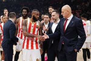 Ερυθρός Αστέρας – Dubai BC 95-92: Νουόρα και Ιζούντου οδήγησαν τους Σέρβους στην 4η συνεχόμενη νίκη