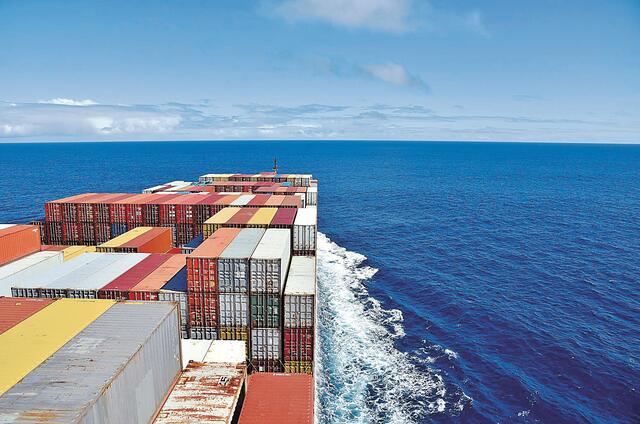 Tρεις παράγοντες επηρεάζουν τον παγκόσμιο στόλο