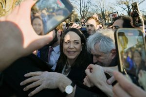 «Πρόσφερα το Νόμπελ Ειρήνης στον Τραμπ» – Τι είπε η Μαρία Ματσάδο για τη συνάντησή της στον Λευκό Οίκο