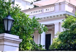 «Μαύρες τρύπες» στον χάρτη μετρά η κυβέρνηση – Ανησυχητική «ψαλίδα», νέος σχεδιασμός