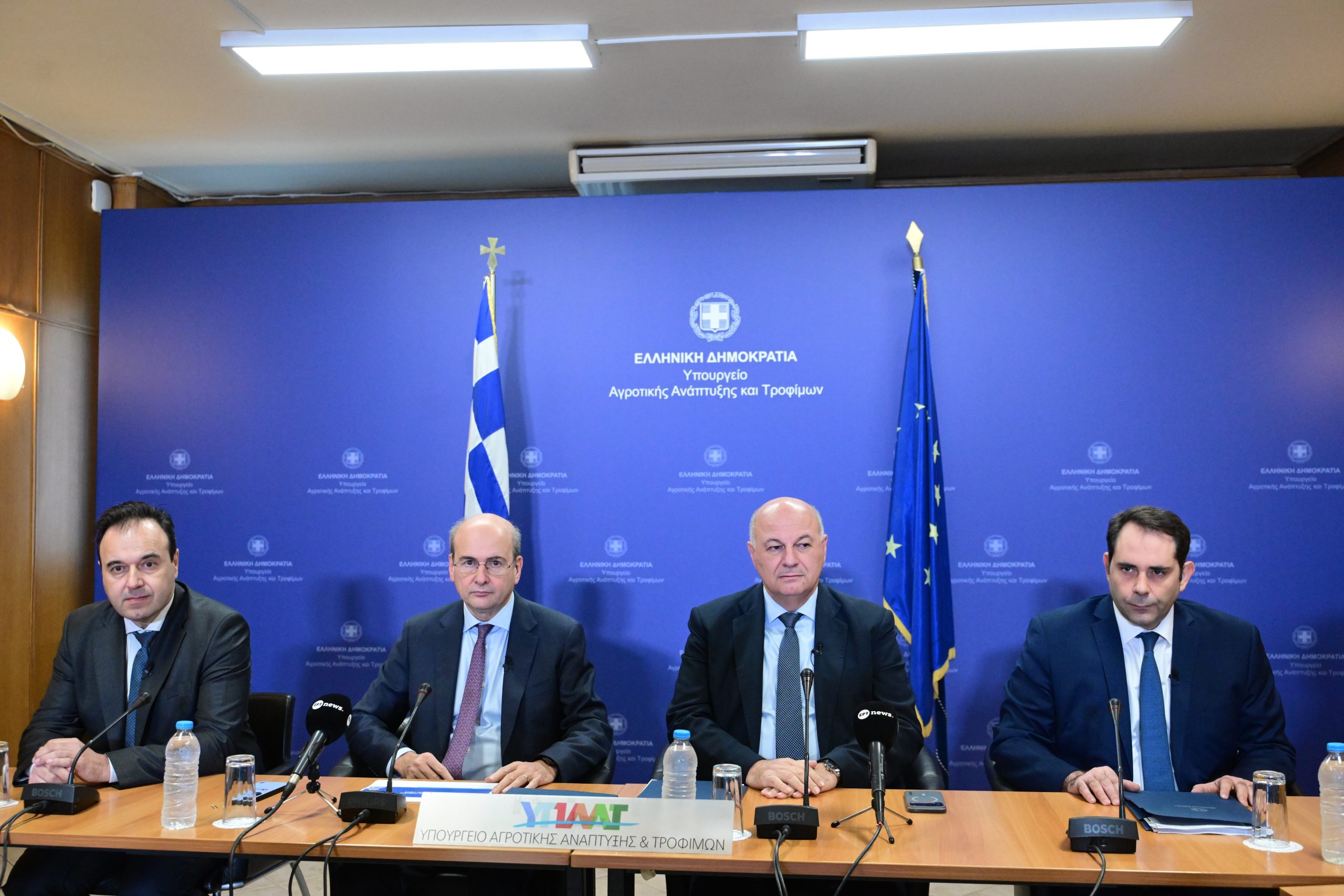 &Tau;&alpha; έ&xi;&iota; &mu;έ&tau;&rho;&alpha; &tau;&eta;&sigmaf; &kappa;&upsilon;&beta;έ&rho;&nu;&eta;&sigma;&eta;&sigmaf; &gamma;&iota;&alpha; &tau;&eta;&nu; &sigma;&tau;ή&rho;&iota;&xi;&eta; &tau;&omicron;&upsilon; &pi;&rho;&omega;&tau;&omicron;&gamma;&epsilon;&nu;&omicron;ύ&sigmaf; &tau;&omicron;&mu;έ&alpha;