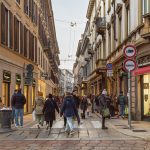 Αυτή είναι η πόλη όπου ένας στους 12 κατοίκους είναι εκατομμυριούχος και… ένας στους 12 Έλληνες λατρεύει να πηγαίνει