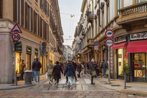 Αυτή είναι η πόλη όπου ένας στους 12 κατοίκους είναι εκατομμυριούχος και… ένας στους 12 Έλληνες λατρεύει να πηγαίνει