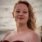 Ποια ήταν η 37χρονη Ρενέ Νικόλ Γκουντ που σκοτώθηκε από πυρά της ICE – Μητέρα τριών παιδιών και ποιήτρια