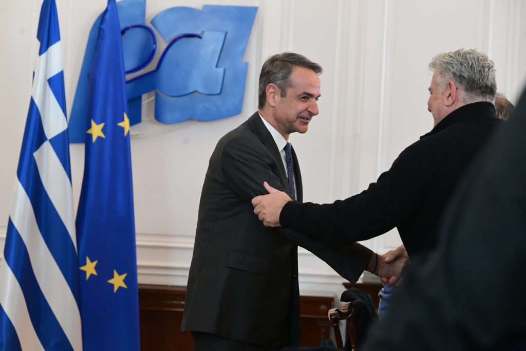 Ολοκληρώθηκε η συνάντηση στο Μαξίμου – Βελτιώσεις στο ηλεκτρικό ρεύμα – Από Νοέμβριο θα εφαρμοστεί το πετρέλαιο στην αντλία