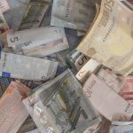 Ανακούφιση για οφειλέτες: Από σήμερα ο χρόνος παραγραφής χρεών στον ΕΦΚΑ πέφτει στην 5ετία