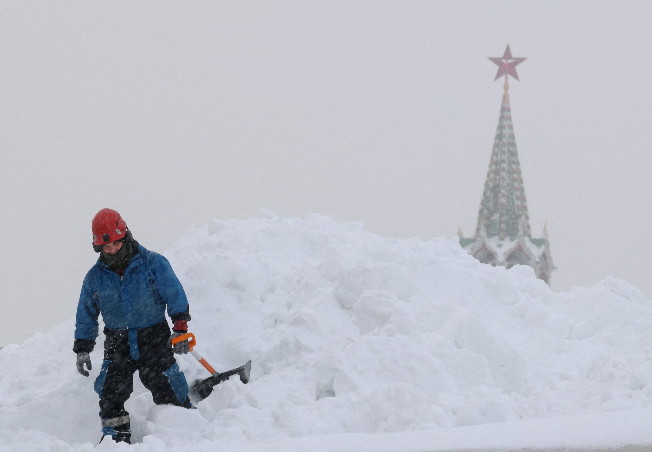 &Rho;&omega;&sigma;ί&alpha;: &laquo;&Theta;ά&phi;&tau;&eta;&kappa;&epsilon;&raquo; &eta; &Mu;ό&sigma;&chi;&alpha; &alpha;&pi;ό &tau;&iota;&sigmaf; &chi;&epsilon;&iota;&rho;ό&tau;&epsilon;&rho;&epsilon;&sigmaf; &chi;&iota;&omicron;&nu;&omicron;&pi;&tau;ώ&sigma;&epsilon;&iota;&sigmaf; &tau;&omega;&nu; &tau;&epsilon;&lambda;&epsilon;&upsilon;&tau;&alpha;ί&omega;&nu; 200 &epsilon;&tau;ώ&nu;