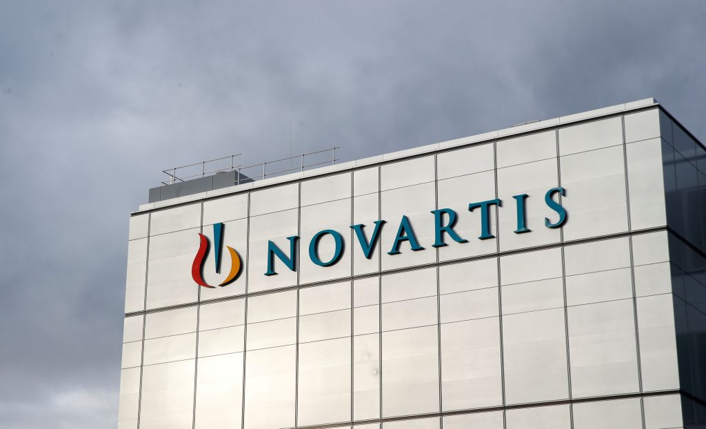 Υπόθεση Novartis: Αυλαία με καταδίκη για τους δύο πρώην προστατευόμενους μάρτυρες – Σε λίγη ώρα η απόφαση του δικαστηρίου για τις τελικές ποινές