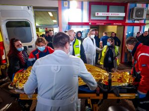 Δυστύχημα στη Ρουμανία: Δεν εμπνέει ανησυχία η κατάσταση της υγείας των δύο τραυματιών