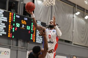 Ο Πανιώνιος λύγισε τους Λόντον Λάιονς στο τέλος με ήρωα τον Λούις