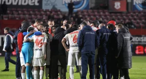 Ban και οικονομικές εκκρεμότητες φέρνουν περιορισμούς στις μεταγραφές του Πανσερραϊκού