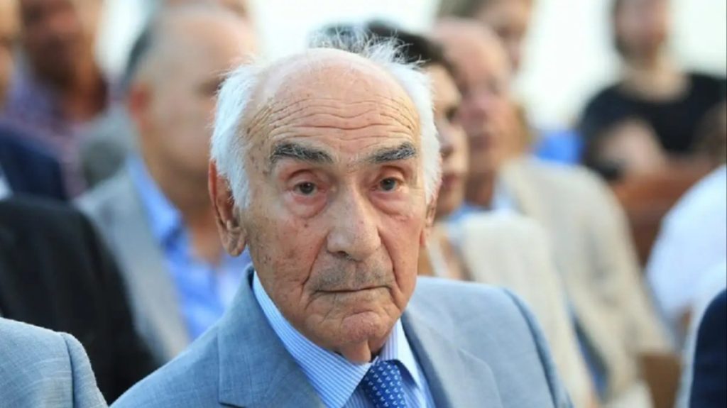 Έφυγε από τη ζωή ο Αλέξανδρος Παπαδόγγονας, αντιναύαρχος και πρώην υπουργός της ΝΔ