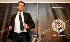 Οστόγια Μιχαΐλοβιτς: «Το πρόβλημα της Παρτίζαν λέγεται Τζαμπάρι Πάρκερ»