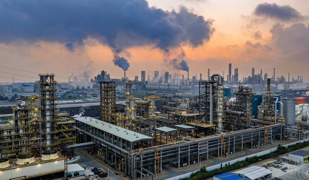 Σκληρό πόκερ για τον μαύρο χρυσό – Τα νέα δεδομένα με το πετρέλαιο της Βενεζουέλας