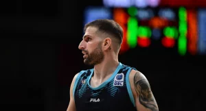 Πετρόπουλος: «Ελπίζω να φρένα του αυτοκινήτου μου να κόπηκαν από μόνα τους»