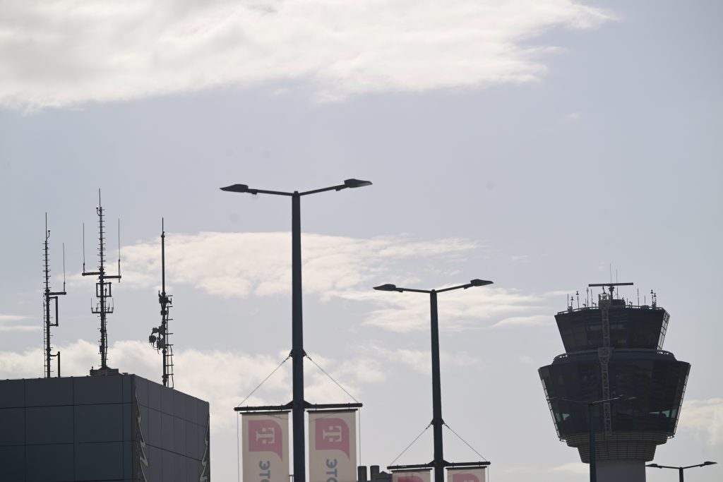 Μπλακ άουτ στο FIR Αθηνών: Δοκιμαστική πτήση αεροπλάνου της πολιτικής αεροπορίας