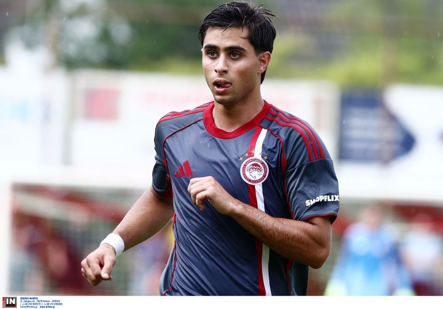 Σιπιόνι: «Είμαστε πάρα πολύ χαρούμενοι μετά τη μεγάλη μας νίκη κόντρα στη Λεβερκούζεν – να πάμε με την καλύτερη δυνατή ψυχολογία στο Άμστερνταμ.»