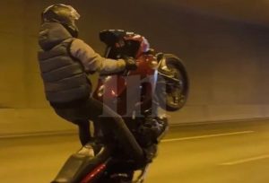 Σούζες και επικίνδυνες κόντρες: Τρεις μηχανόβιοι στο αυτόφωρο – Η αστυνομία εντόπισε τον 33χρονο οργανωτή