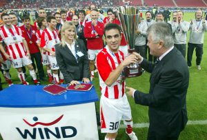 Oταν το Σούπερ Καπ έγραφε… «Ολυμπιακός»